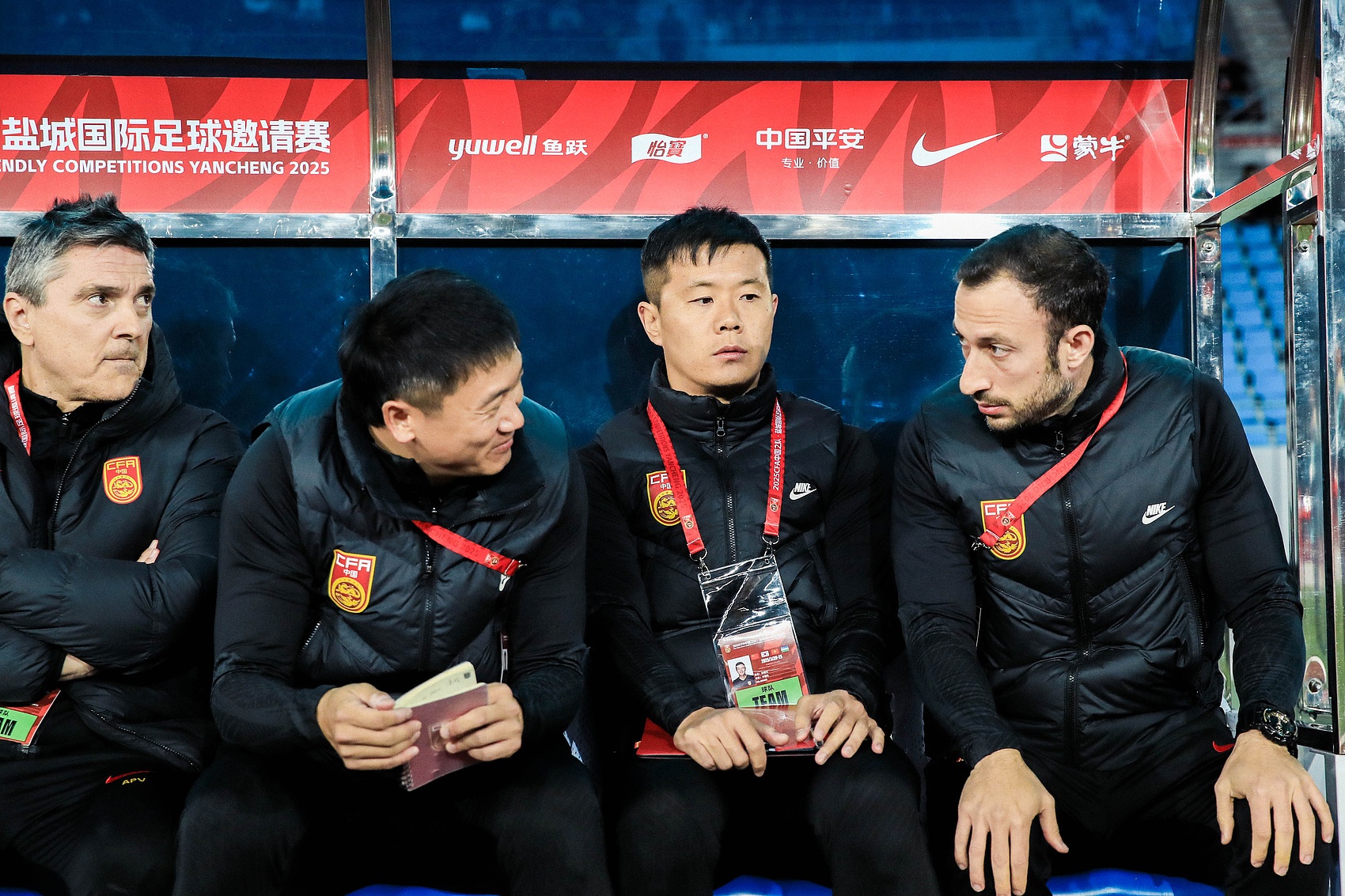 蒂格：防欧文比库里轻松 你会知道欧文会在哪&而库里反方向跑开了