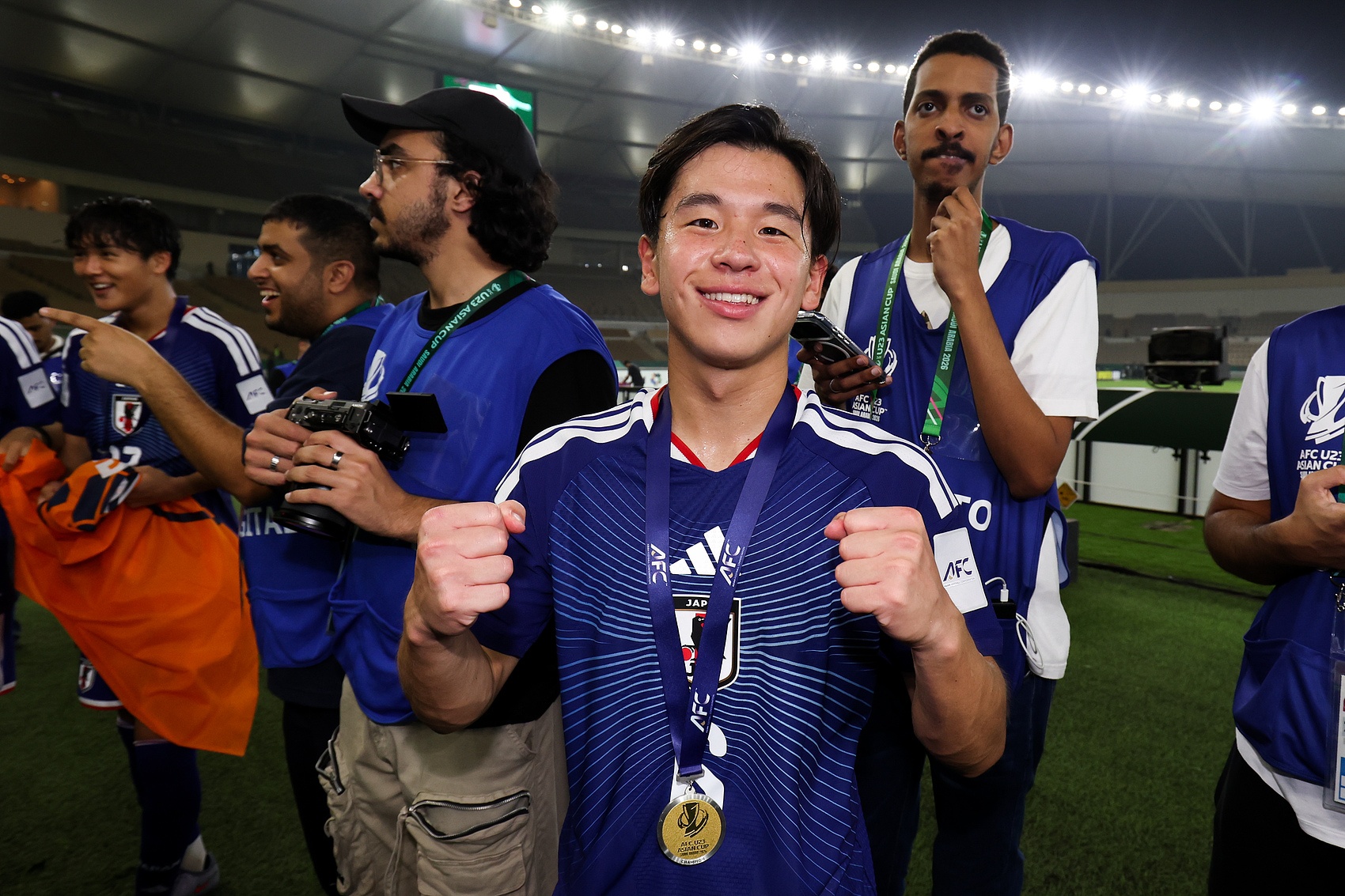 自瓜帅入主曼城以来斩获14座奖杯，占英超俱乐部所获奖杯总数39%