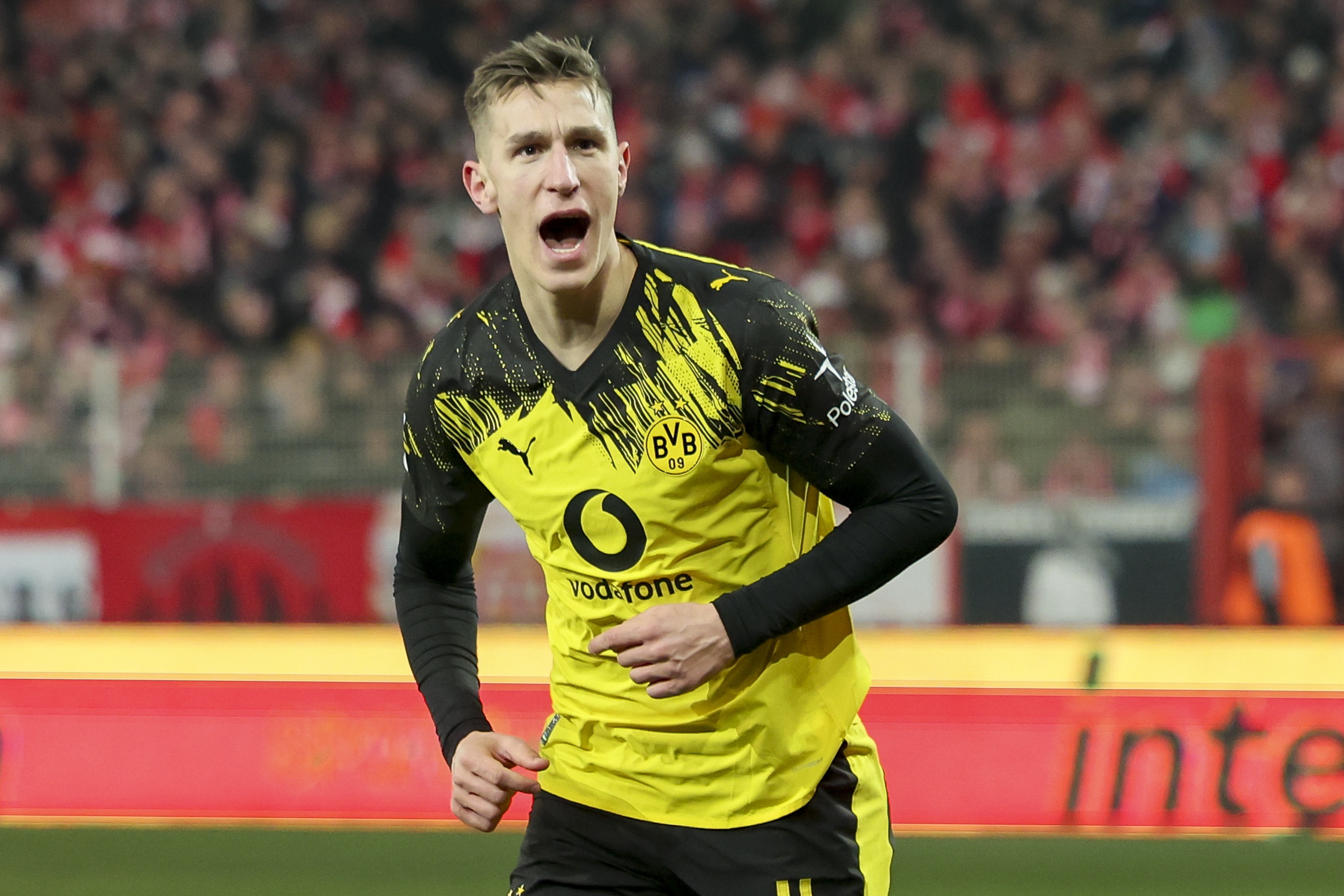 郭艾伦晒康复过程：加油 难熬的日子很快就会过去的