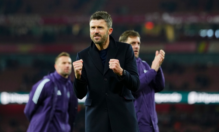 自瓜帅入主曼城以来斩获14座奖杯，占英超俱乐部所获奖杯总数39%